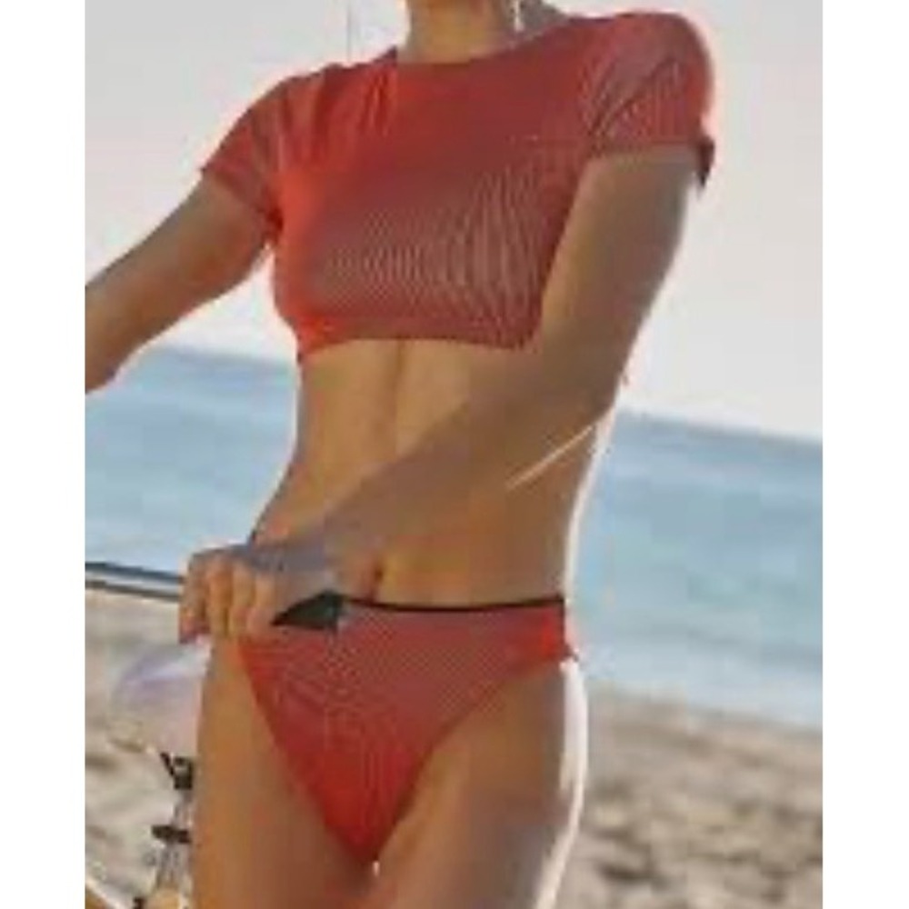 ONEONE Swim Crop Top Women S Red Ribbed Boat Neck Short Sleeve Athletic Beach - Picture 3 of 9